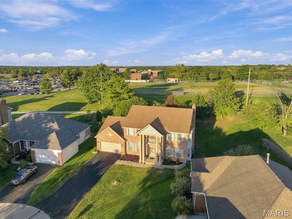 14901 Jockey Club Drive , Chesterfield, MO 63017