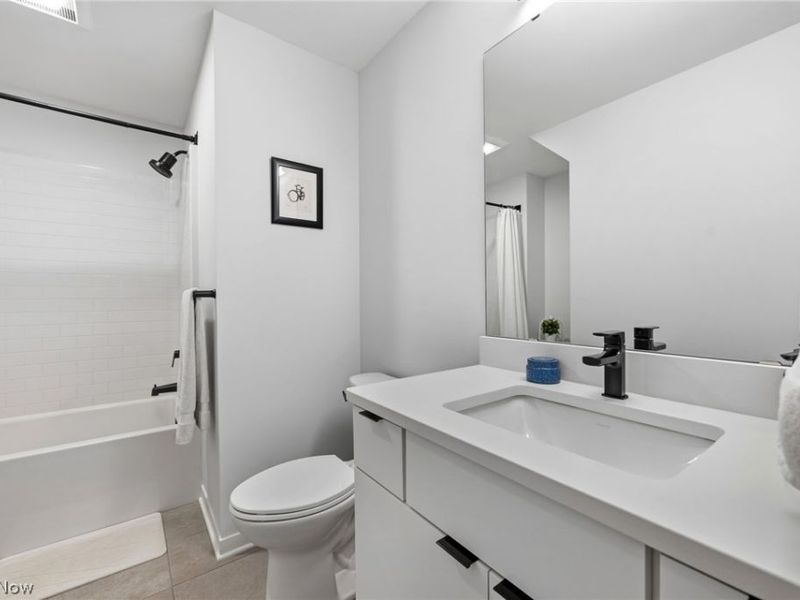 2104 Willey Avenue , Cleveland, OH 44113 Photo 25