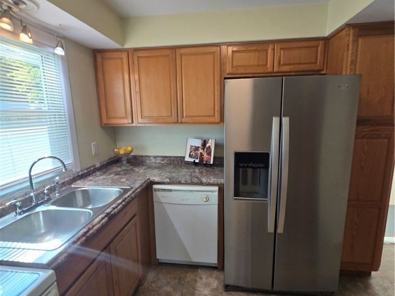 42108 Emerson Court, Elyria, OH 44035 Photo 12