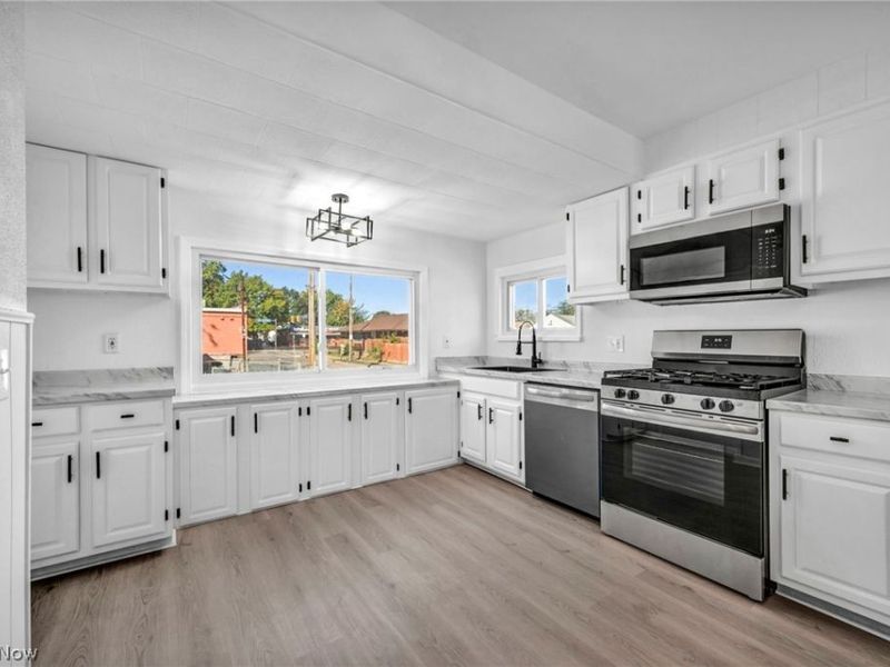 3774 W 116th Street, Cleveland, OH 44111 Photo 10