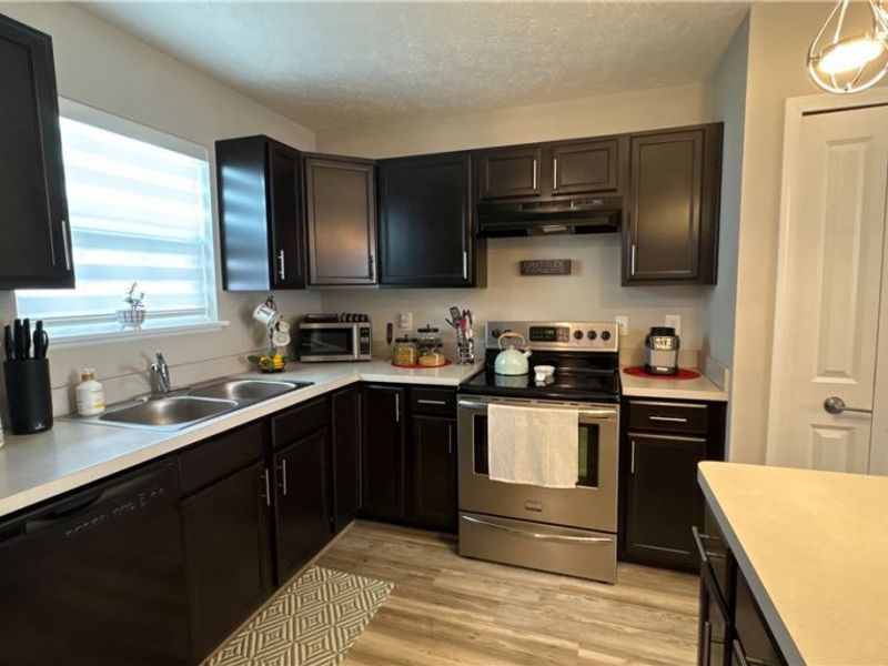 3584 E 71st Street, Cleveland, OH 44105 Photo 8