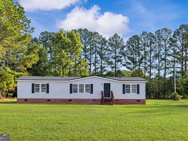 9 Still Quarters Road, Ellabell, GA 31308