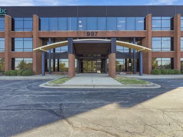 997 Governors Lane, Lexington, KY 40513