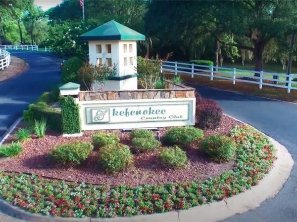 6121 Fairway Oaks Way , Blackshear, GA 31516