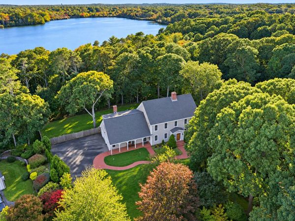 79 Wianno Rd, Yarmouth, MA 02675