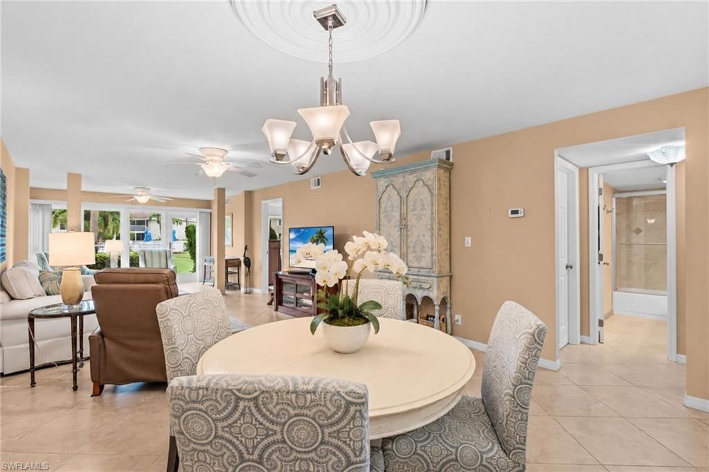 160 Palm Dr, Unit 5, Naples, FL 34112 Photo