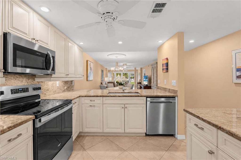 160 Palm Dr, Unit 5, Naples, FL 34112 Photo