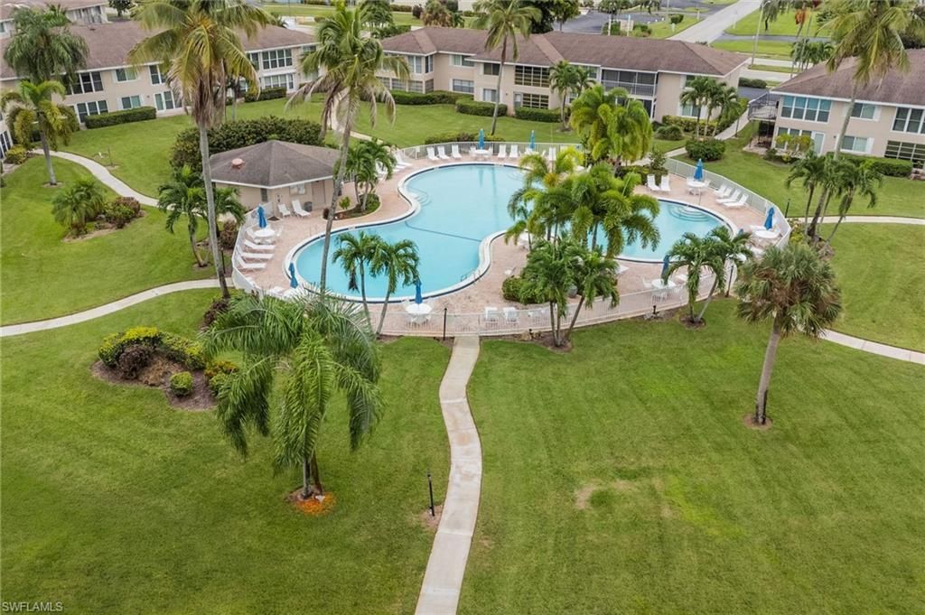 160 Palm Dr, Unit 5, Naples, FL 34112 Photo