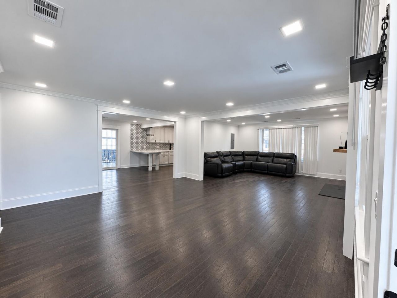 103 Jackson Street Photo 11