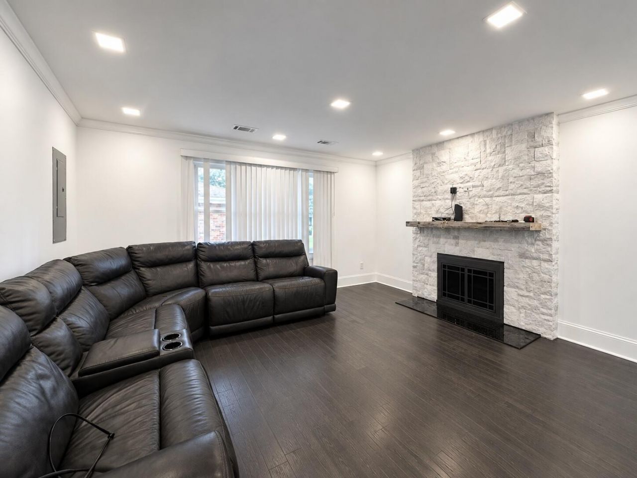 103 Jackson Street Photo 13