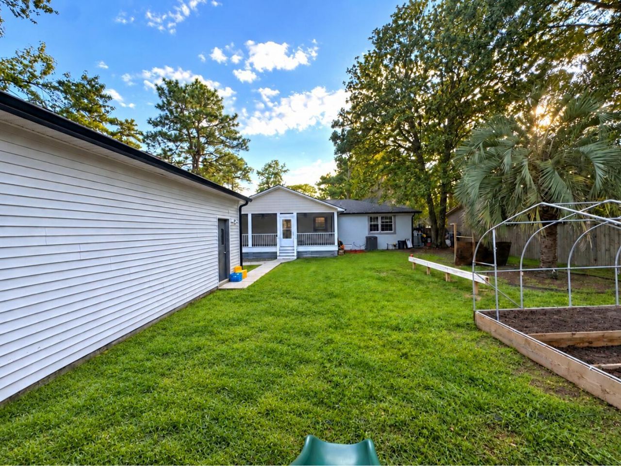 103 Jackson Street Photo 28