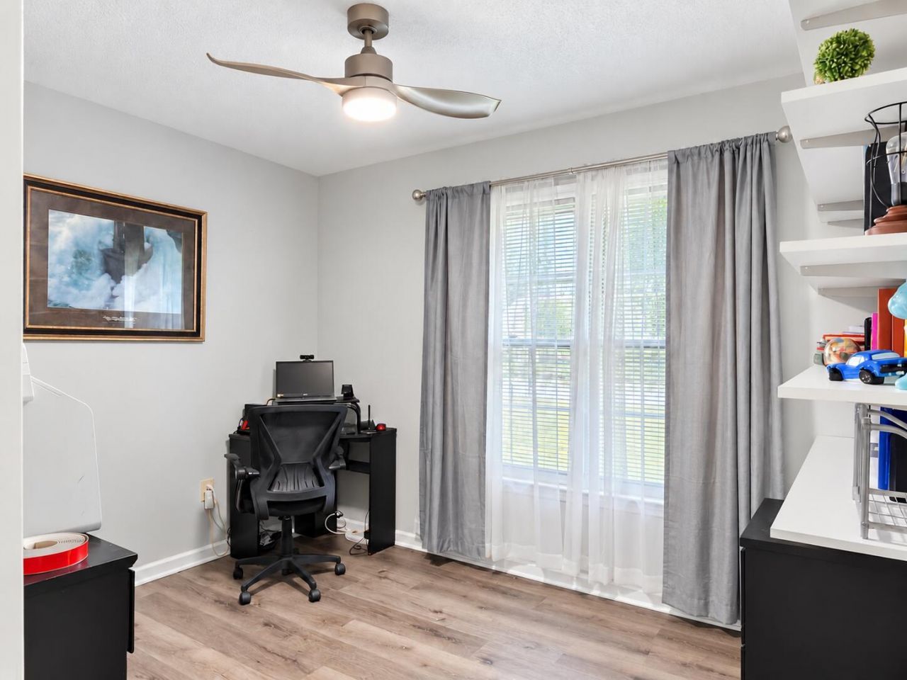 8176 Long Shadow Lane Photo 22