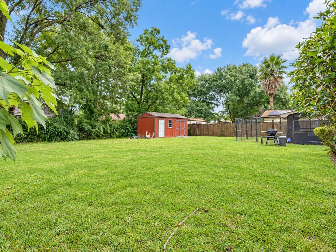 8176 Long Shadow Lane Photo 27