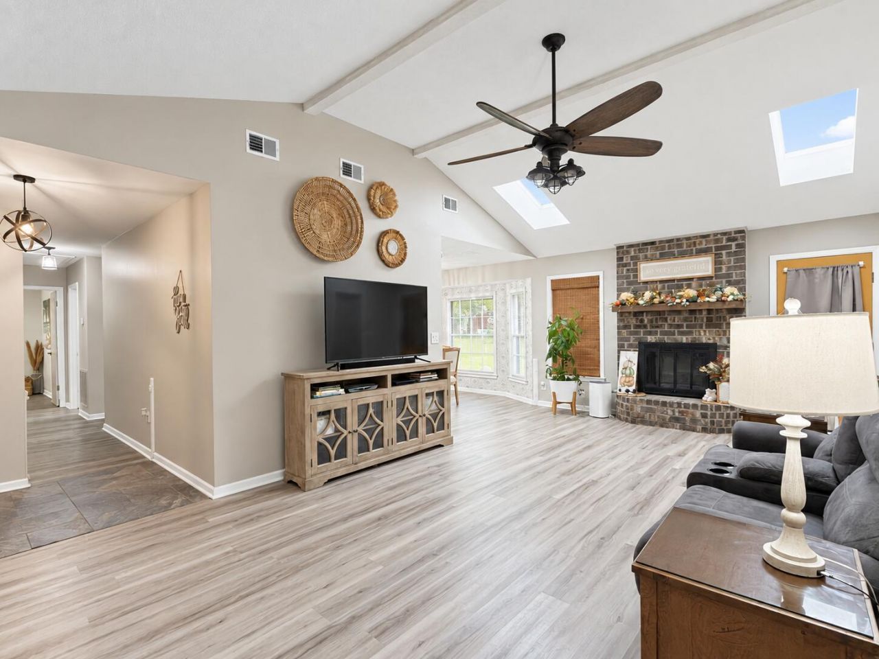 8176 Long Shadow Lane Photo 4