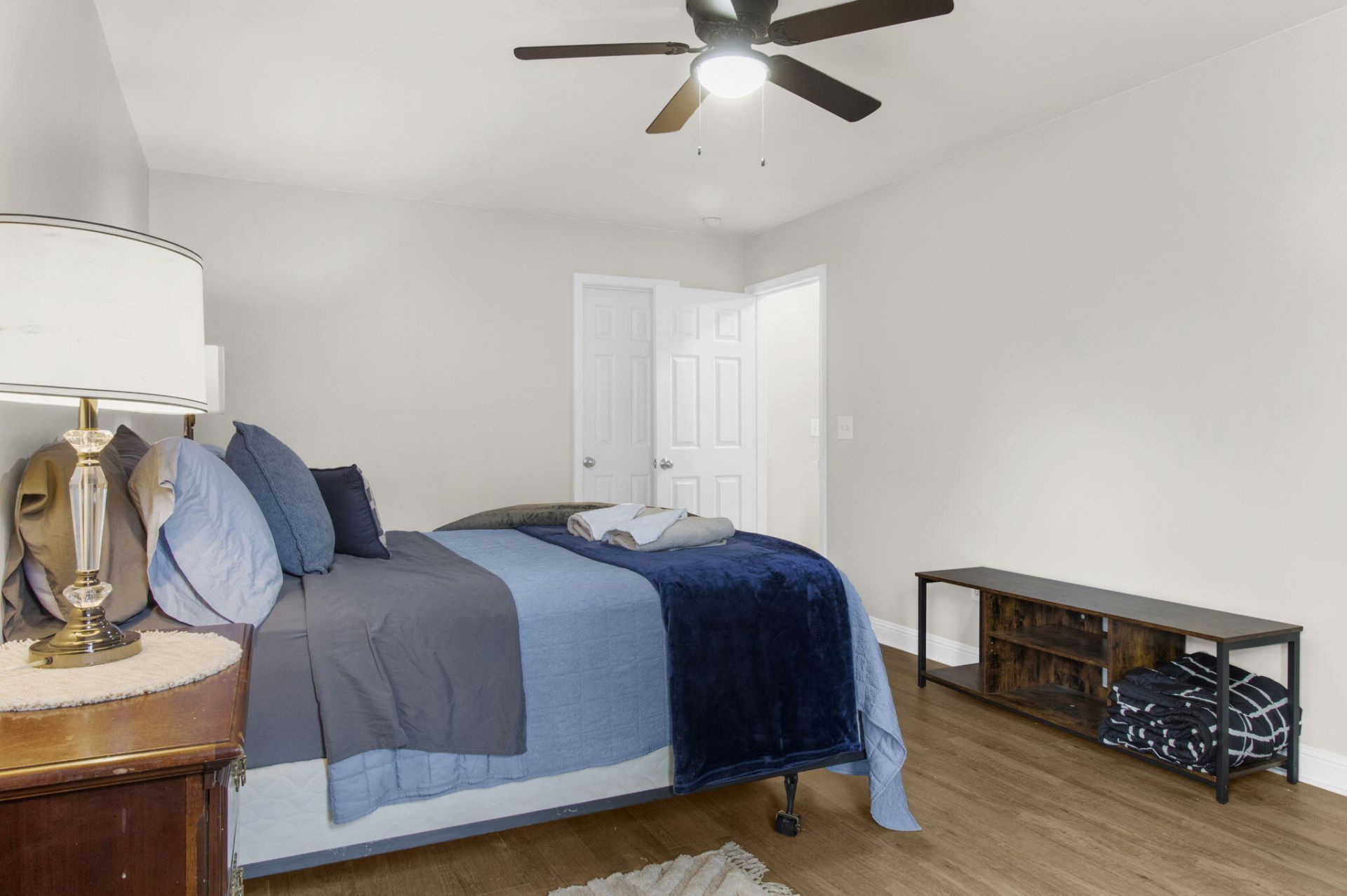 246 Corsair Street Photo 14