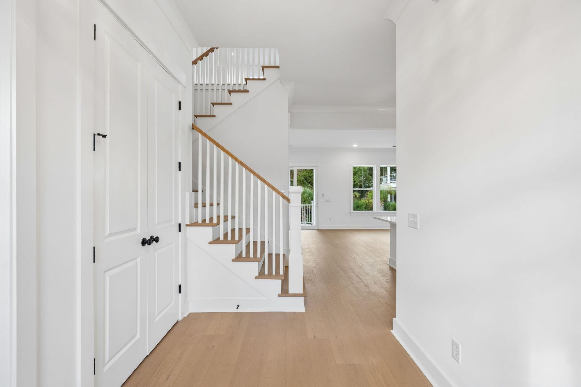 3 24th Avenue Photo 12