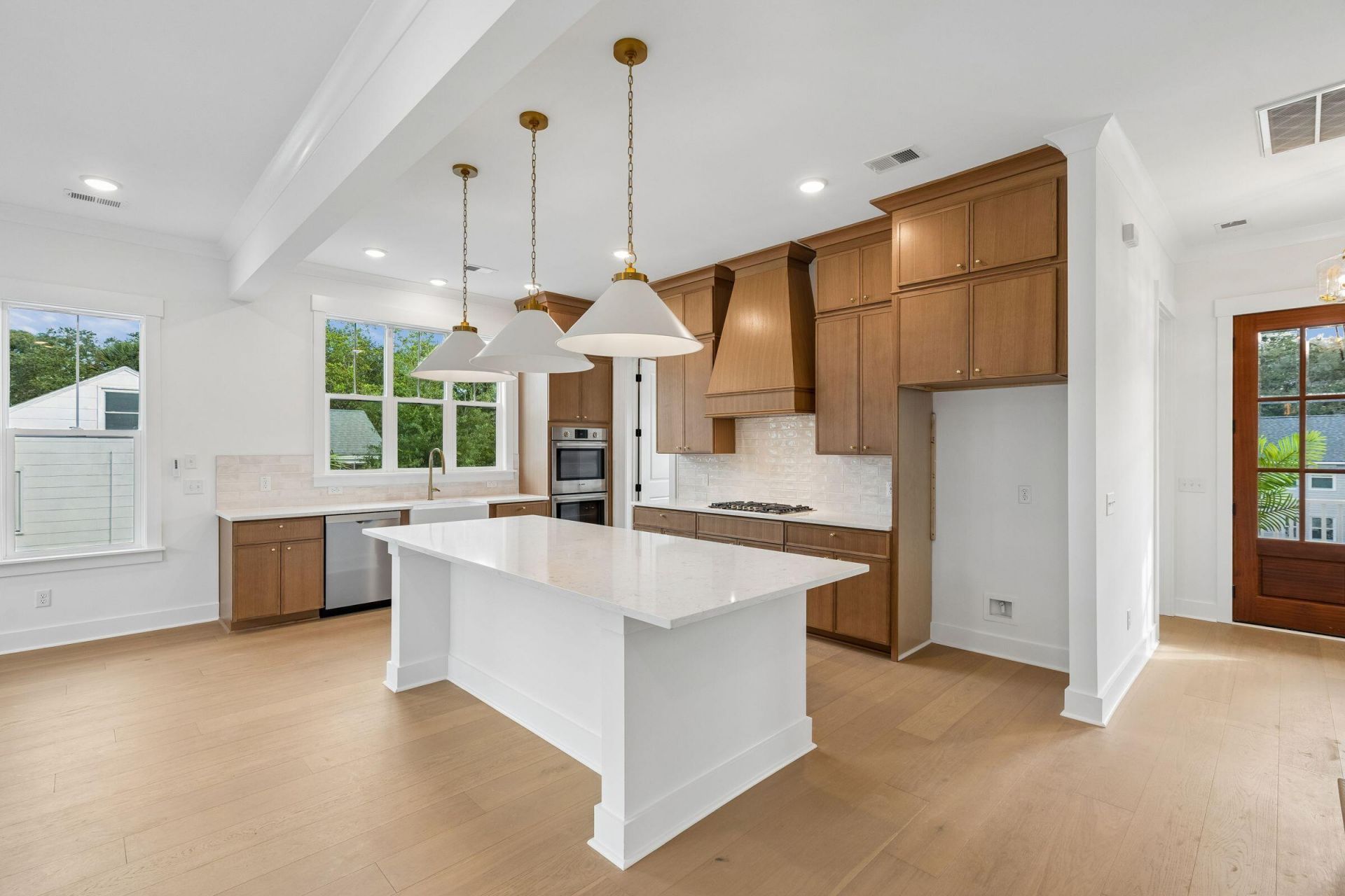 3 24th Avenue Photo 19