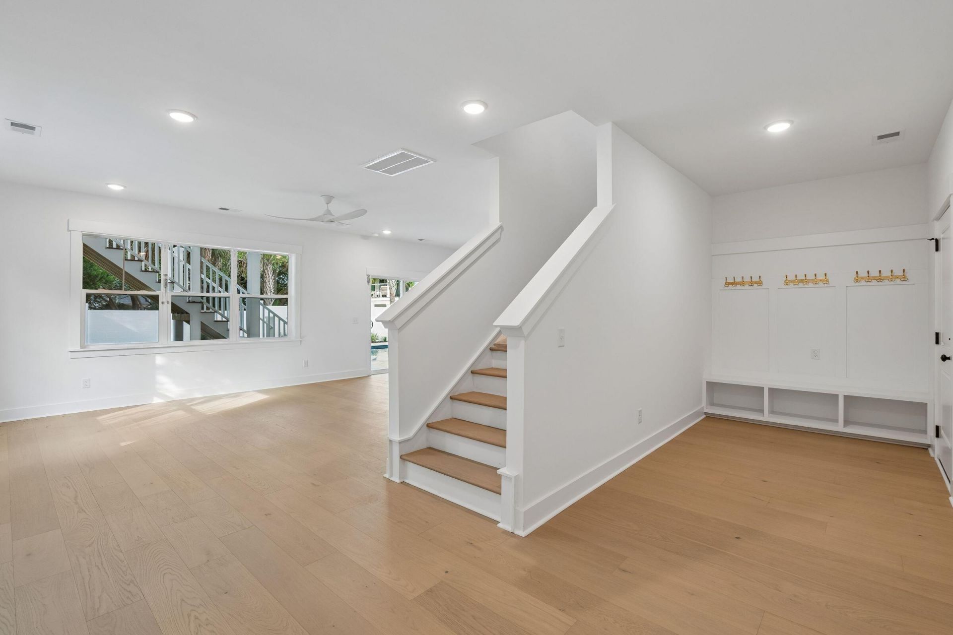 3 24th Avenue Photo 65