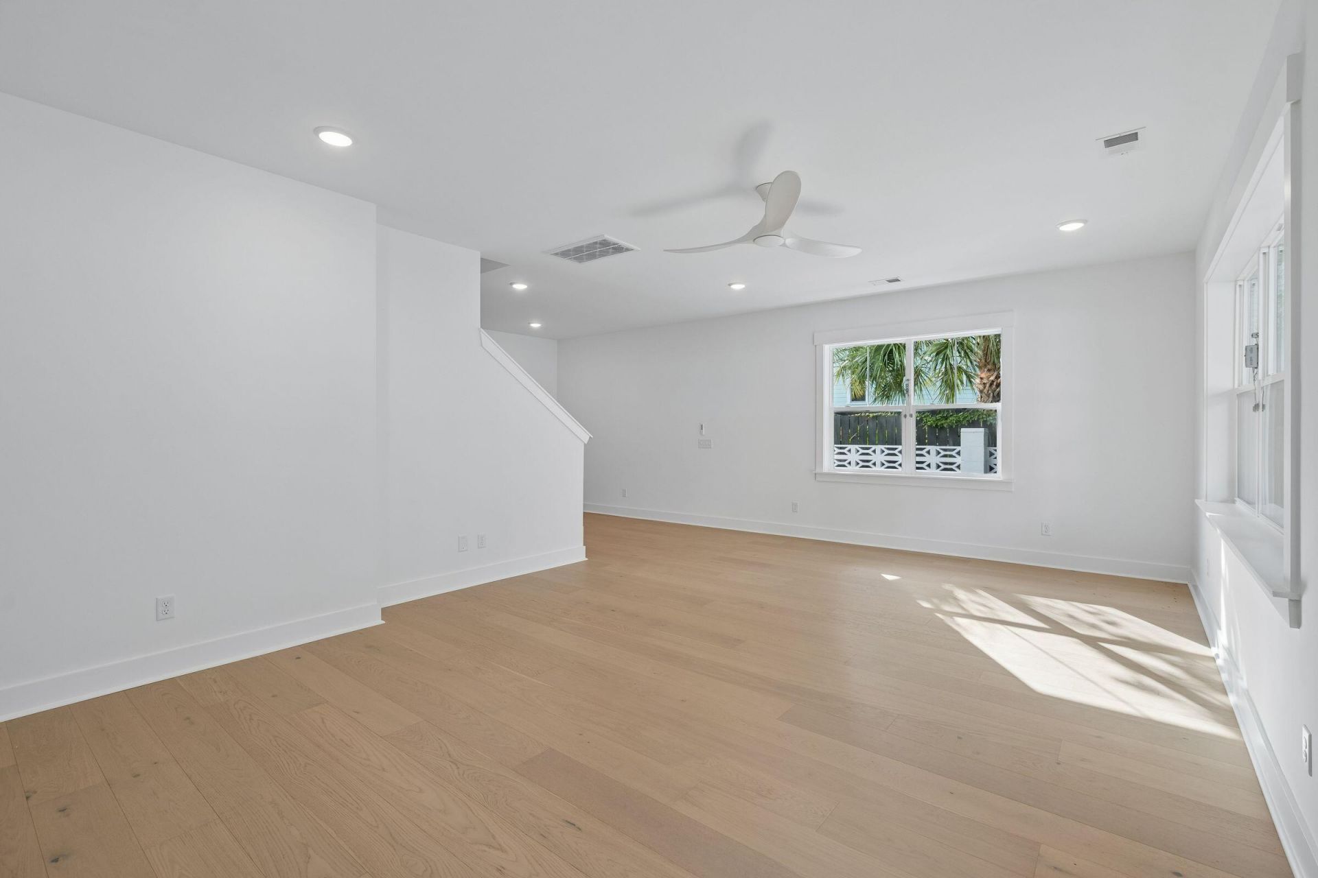 3 24th Avenue Photo 67