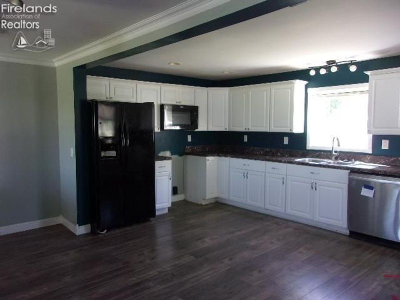 112 Sullivan Street, Bettsville, OH 44815 Photo 6