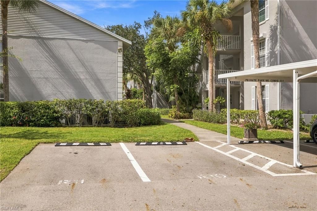 14471 Lakewood Trace Ct, Unit 202, Fort Myers, FL 33919 Photo