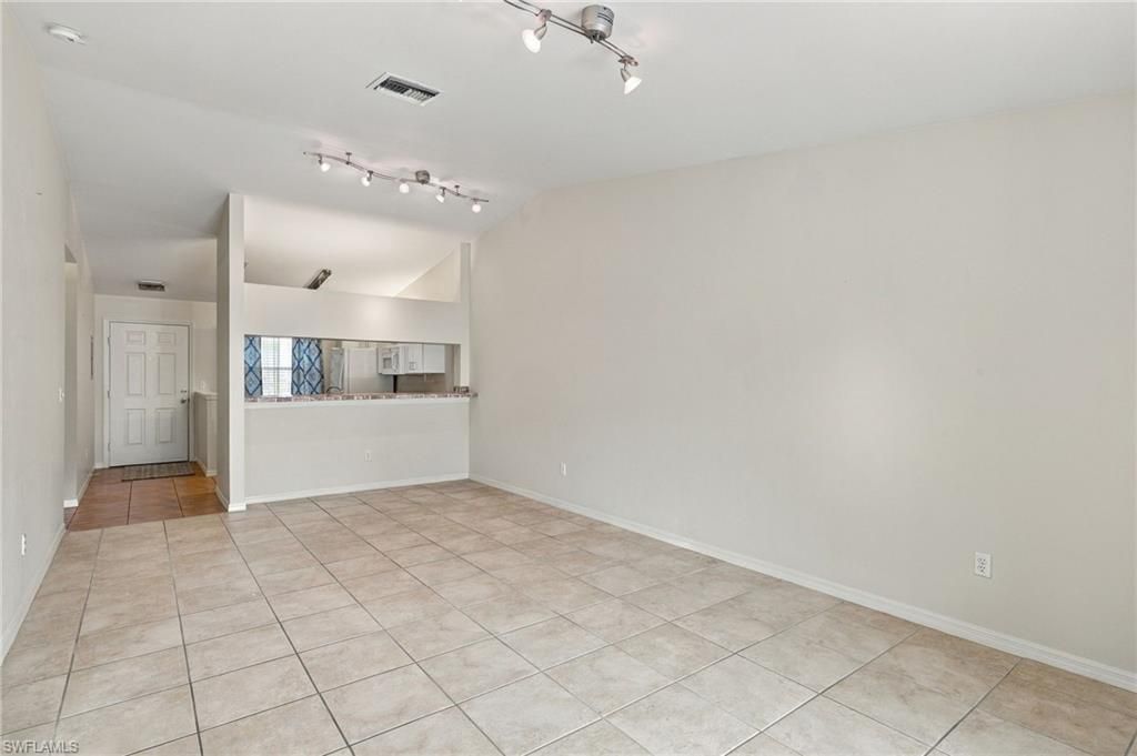 14471 Lakewood Trace Ct, Unit 202, Fort Myers, FL 33919 Photo