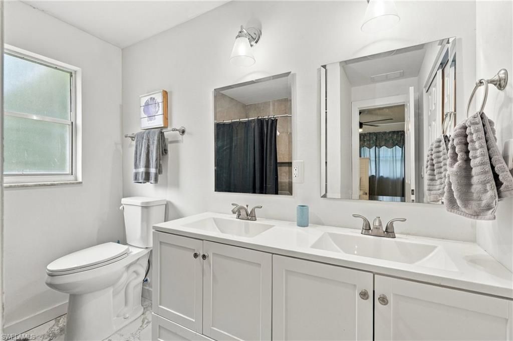 11821 Isle Of Palms Dr , Fort Myers Beach, FL 33931 Photo