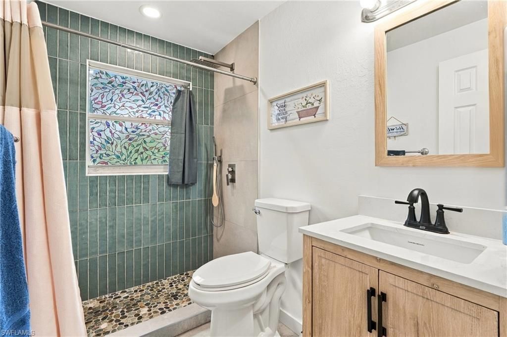 11821 Isle Of Palms Dr , Fort Myers Beach, FL 33931 Photo