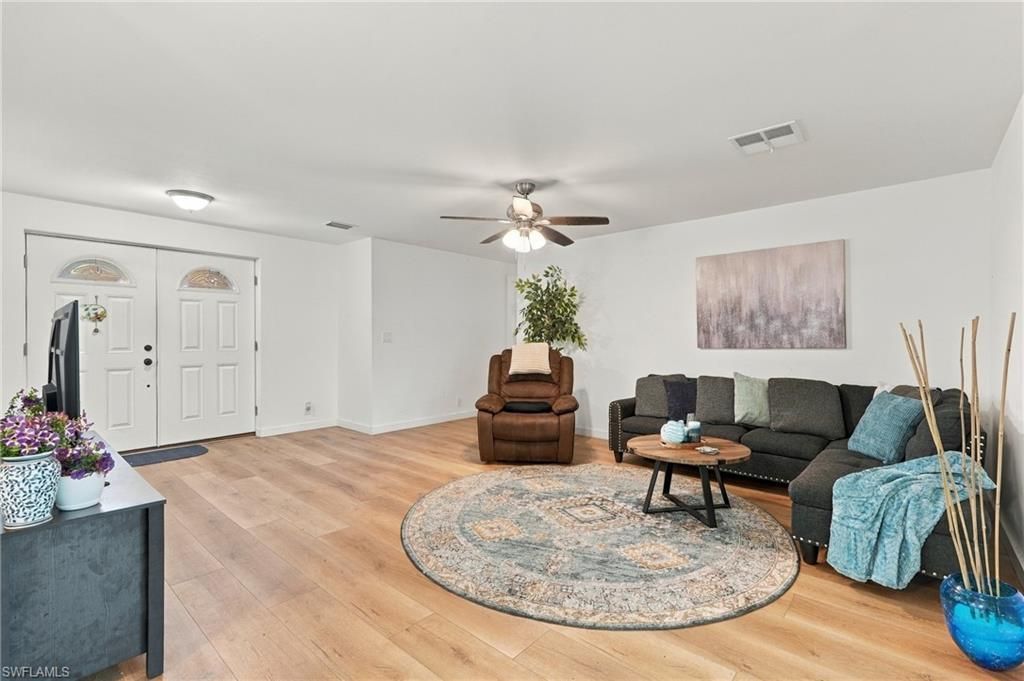11821 Isle Of Palms Dr , Fort Myers Beach, FL 33931 Photo