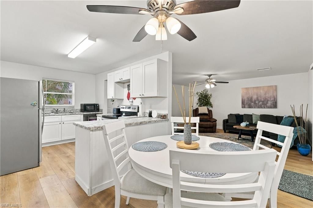 11821 Isle Of Palms Dr , Fort Myers Beach, FL 33931 Photo