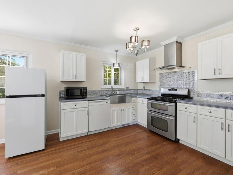 1015 Woodmere Road, Columbus, OH 43220 Photo 12