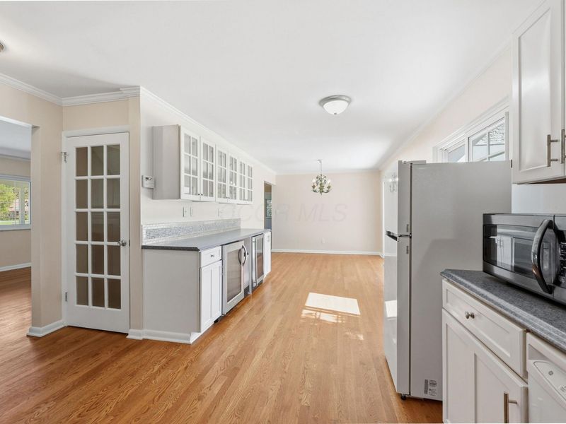 1015 Woodmere Road, Columbus, OH 43220 Photo 13