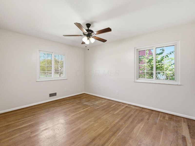 1015 Woodmere Road, Columbus, OH 43220 Photo 19
