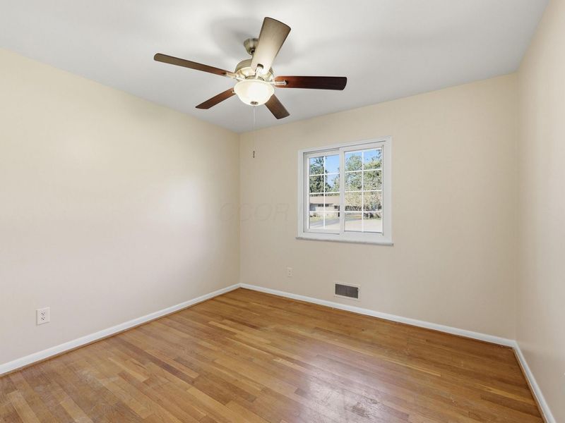 1015 Woodmere Road, Columbus, OH 43220 Photo 21