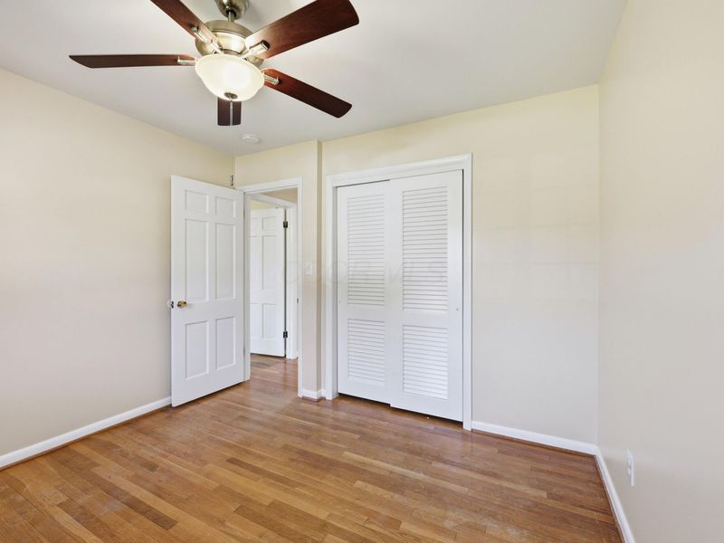1015 Woodmere Road, Columbus, OH 43220 Photo 22