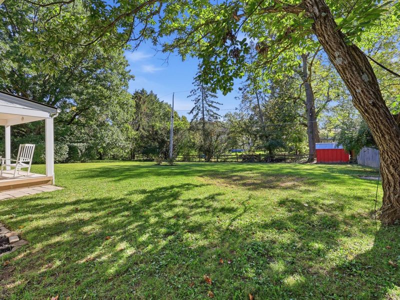 1015 Woodmere Road, Columbus, OH 43220 Photo 29