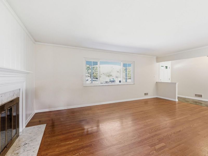 1015 Woodmere Road, Columbus, OH 43220 Photo 7