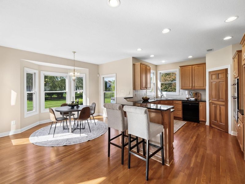 8242 Harvest Wind Drive, Westerville, OH 43082 Photo 16