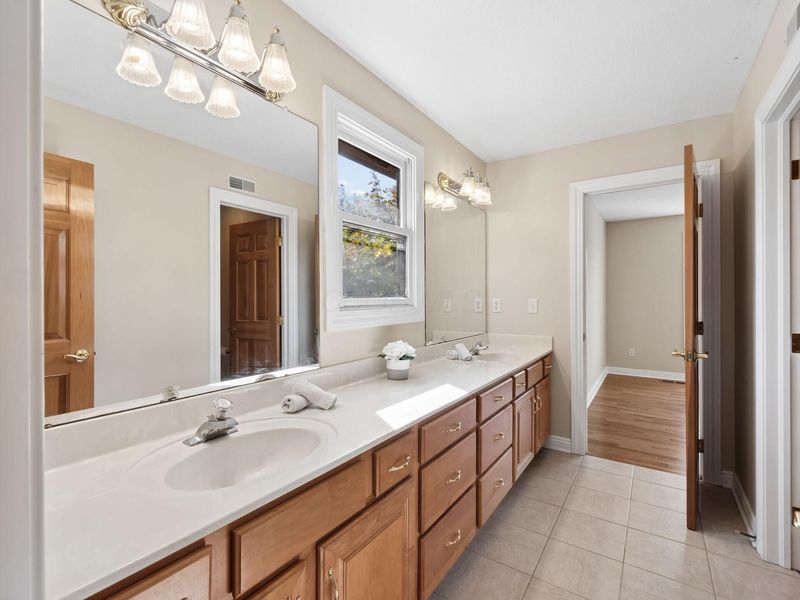 8242 Harvest Wind Drive, Westerville, OH 43082 Photo 40