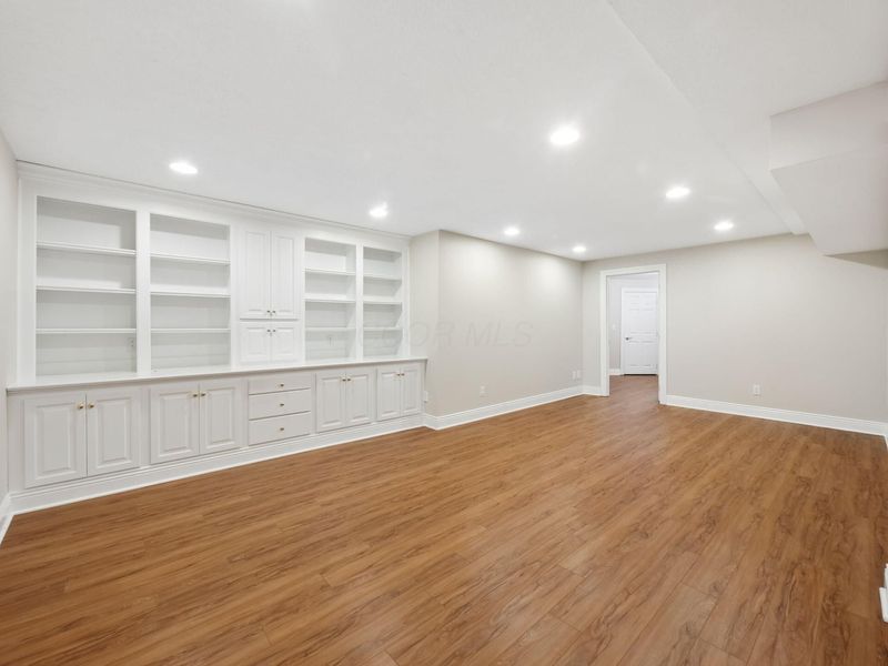 8242 Harvest Wind Drive, Westerville, OH 43082 Photo 52