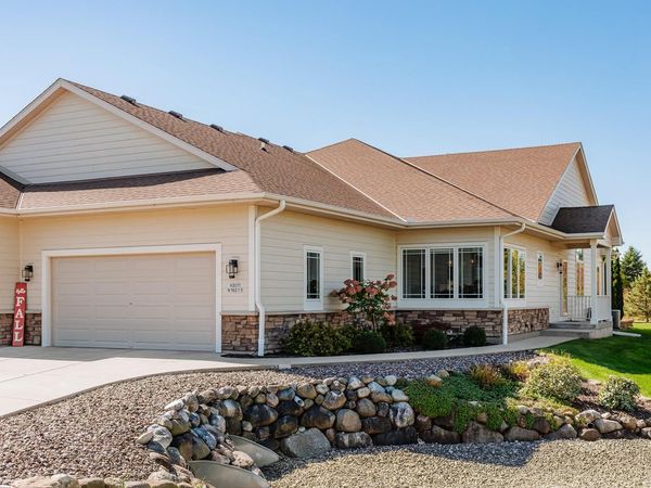 W207N16211 Elliot DRIVE, Unit 17, Jackson, WI 53037
