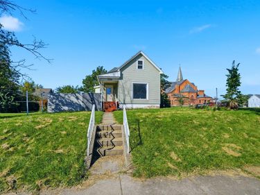 1324 Fletcher Avenue, Fort Wayne, IN 46803