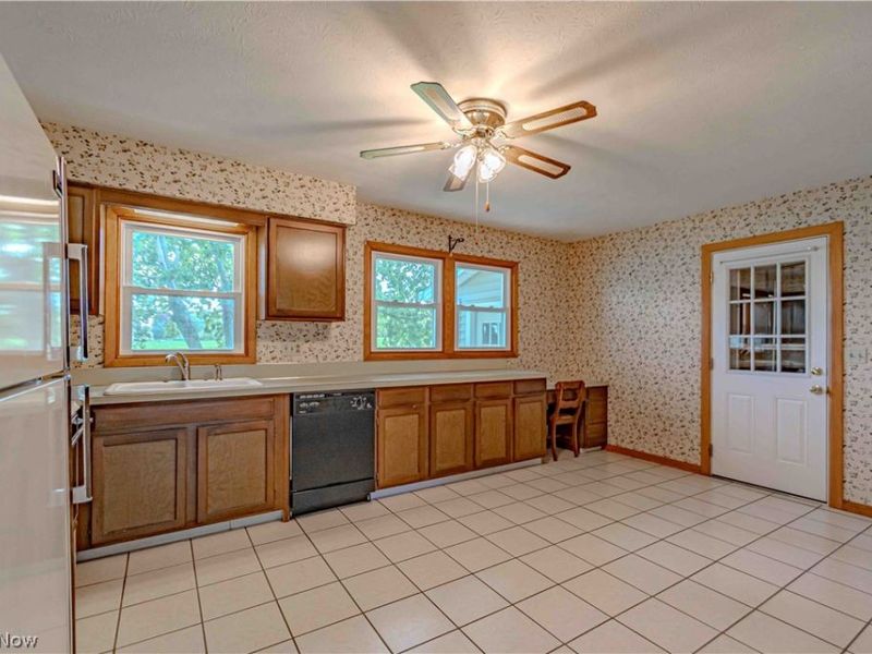 149 Pine Street, Creston, OH 44217 Photo 8