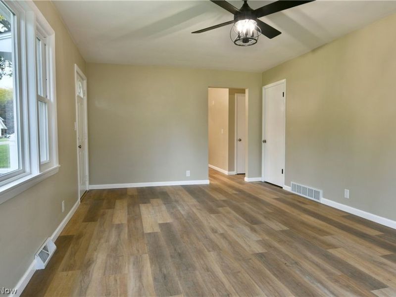 4944 Myrtle Avenue NW, Warren, OH 44483 Photo 18