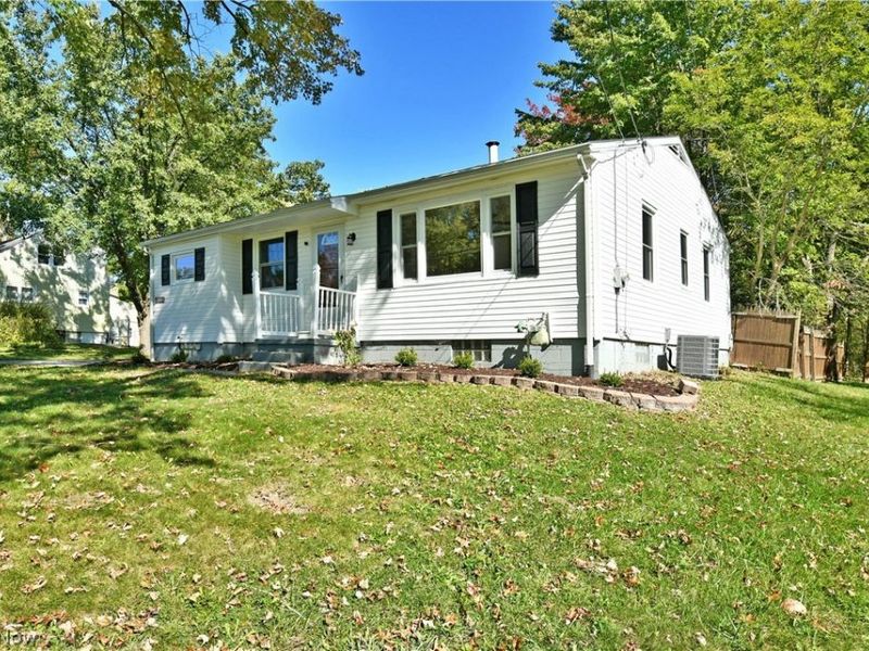 4944 Myrtle Avenue NW, Warren, OH 44483 Photo 5