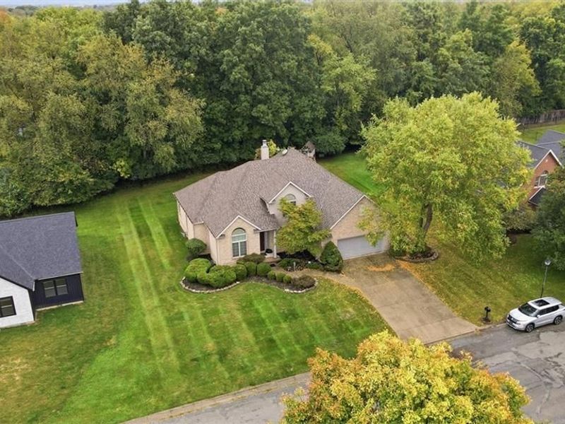 1974 Appian Way, Springfield, OH 45503 Photo 2
