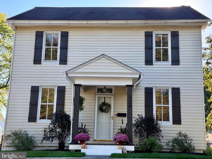 324 S Market Avenue, Mount Joy, PA 17552 Main Photo