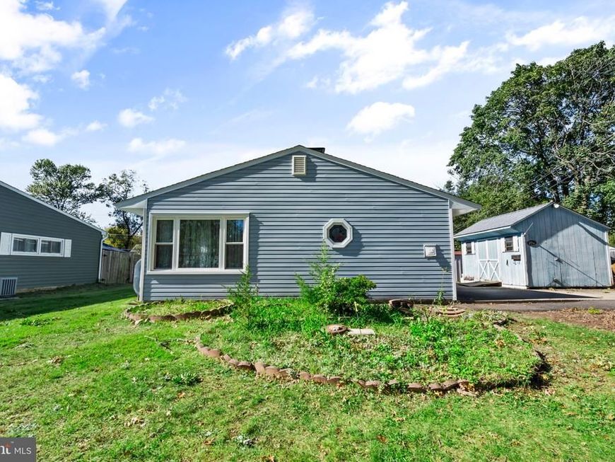 260 Thornridge Drive , Levittown, PA 19054 Main Photo