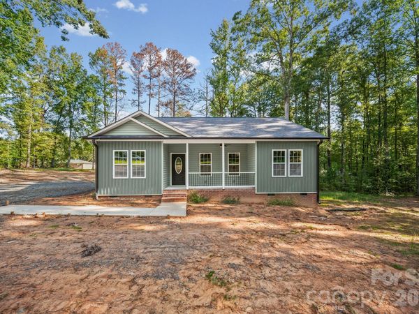1635 Rollingwood Drive , Kannapolis, NC 28081