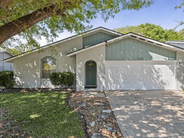 1729 Cricket Hollow DR, Austin, TX 78758
